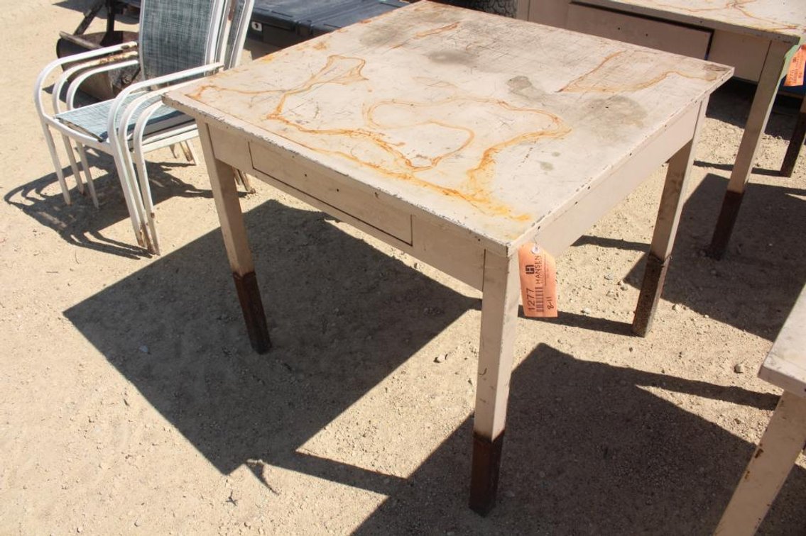 STEEL SHOP TABLE WITH DRAWER