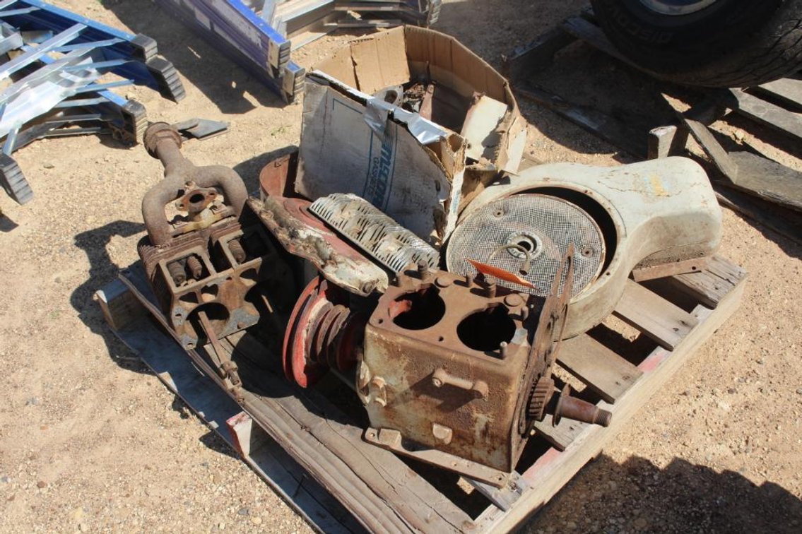 PALLET OF AIR COOLED WISCONSIN ENGINE PARTS