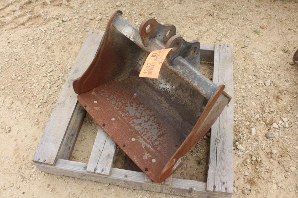 MINI EXCAVATOR BUCKET