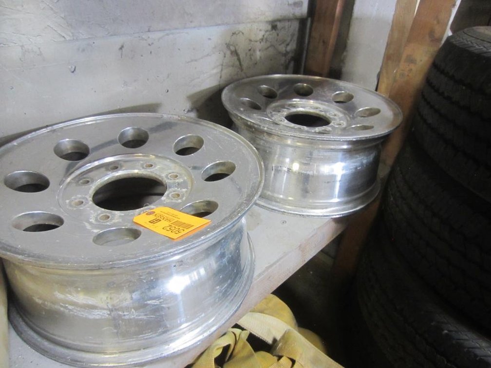 (2) Aluminum Ford Rims (LD)