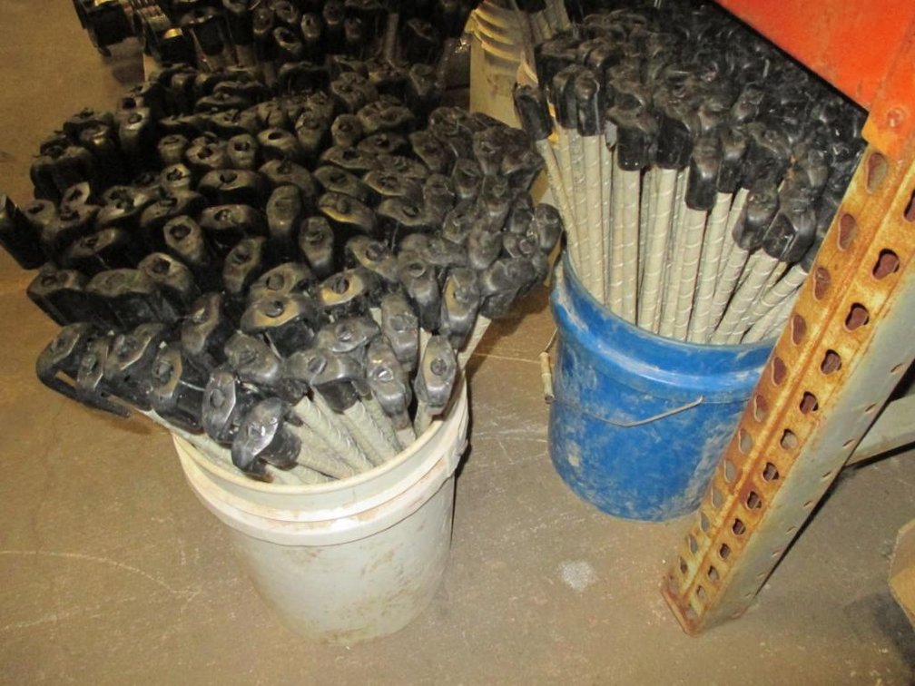 (2) Pails of Fiberglass Stakes (PR2)