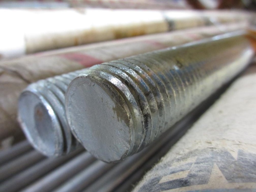 NEW Threaded Rod (F)