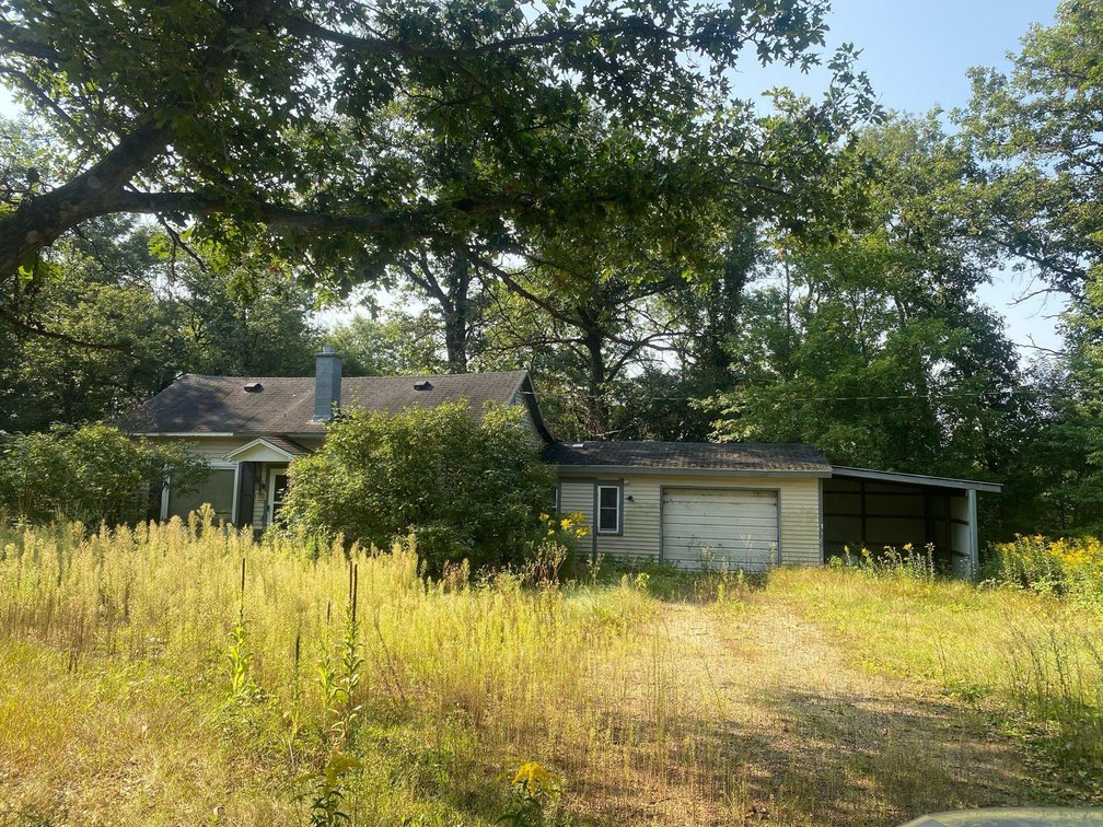 Reconstruction Project House on 4 Acres in Hixton, WI 