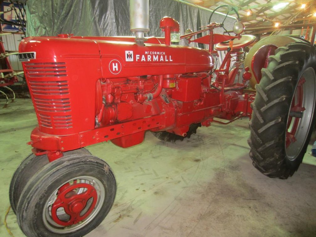McCormick Farmall H Tractor, Serial # 336691, Runs and Drives