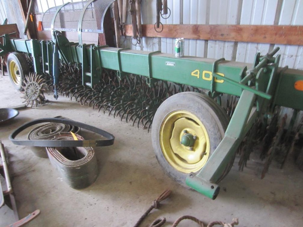 15' John Deere 400 Rotary Hoe with Stone Shield