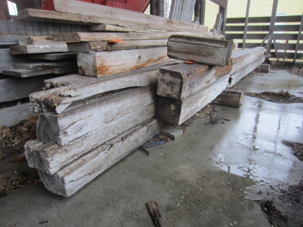 (2) 5x5, (2) 4x4 and (2) 3x5 Timbers