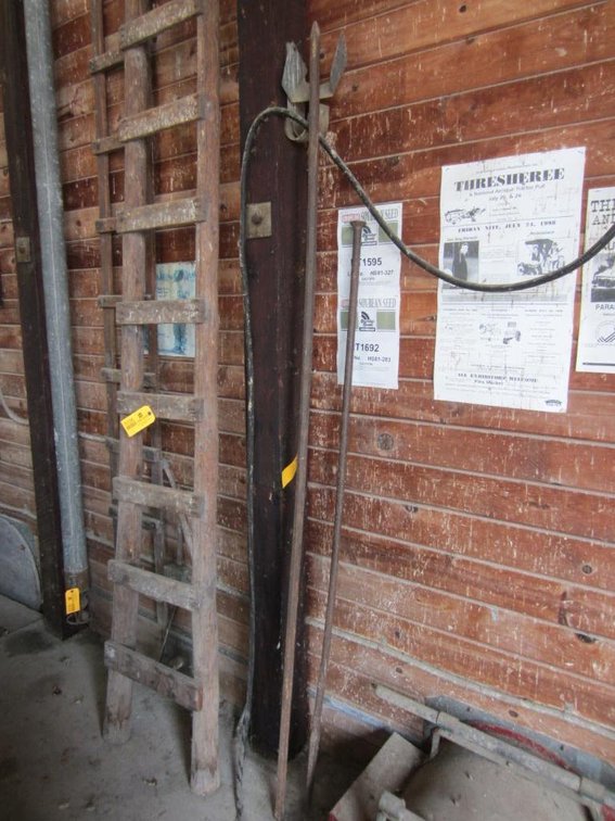 Heavy Duty Bar and Scraper
