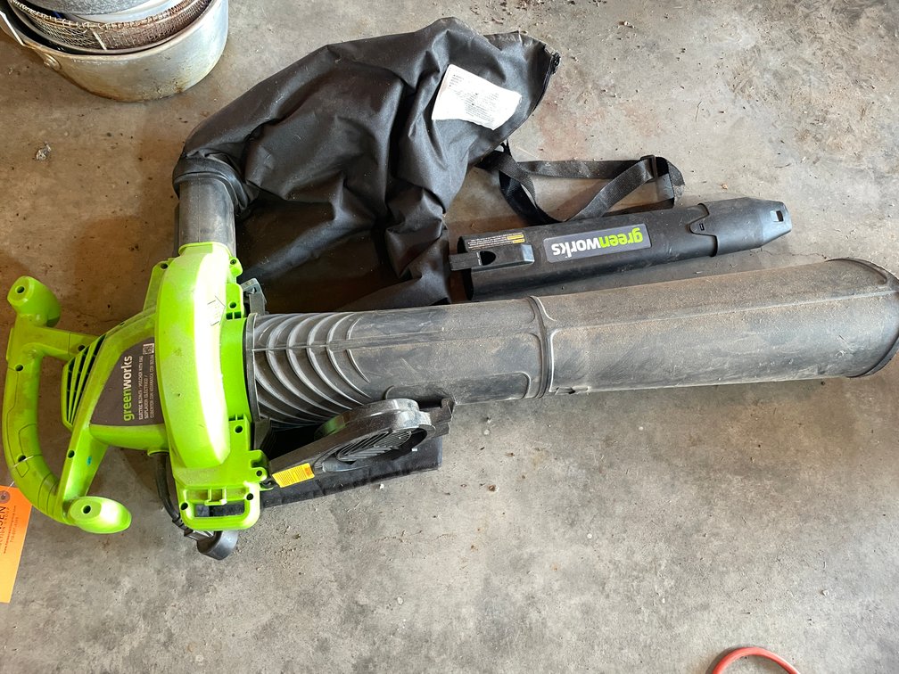 Greenworks Electric Leaf Blower/Mulcher