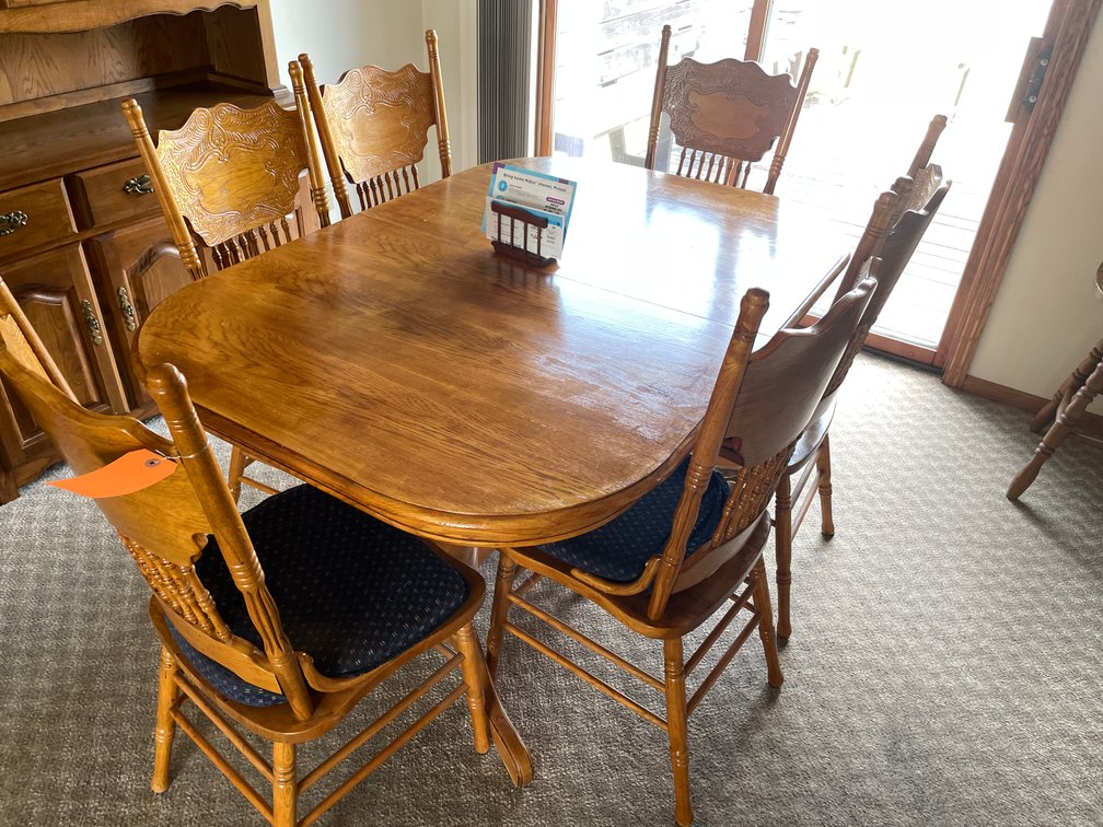 Oak Double Pedestal Table and (6) Chairs