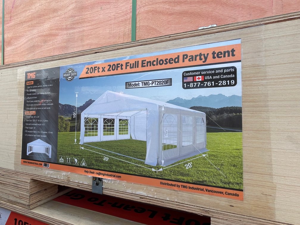 Full Enclosed 20' x 20' Party Tent (O2)