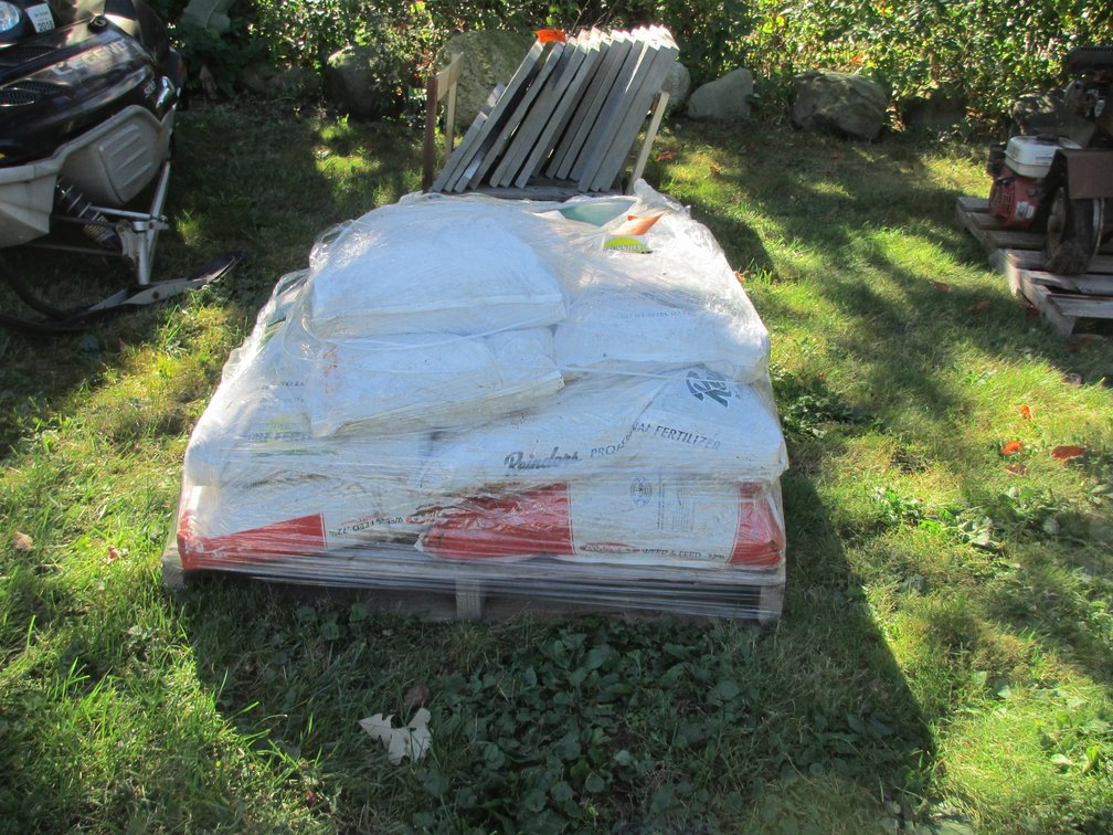 Fertilizer Pallet