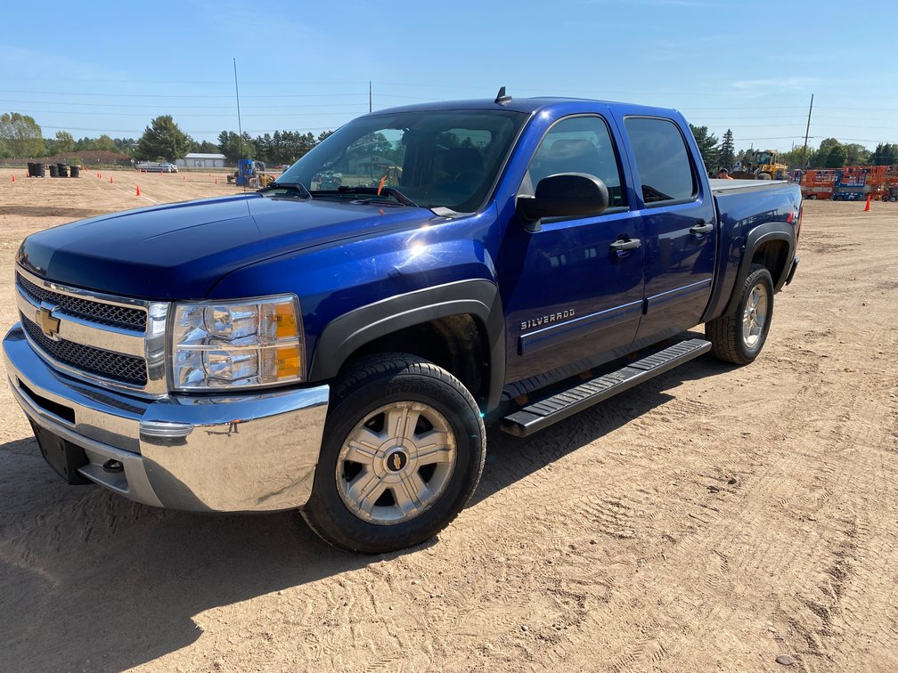 2013 Chevy 1500 LT 4x4 Pickup Truck (Has WI Title)