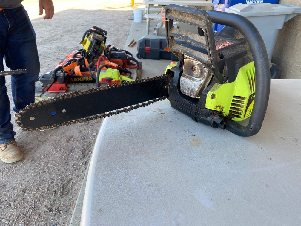 Poulan P3314 Chainsaw