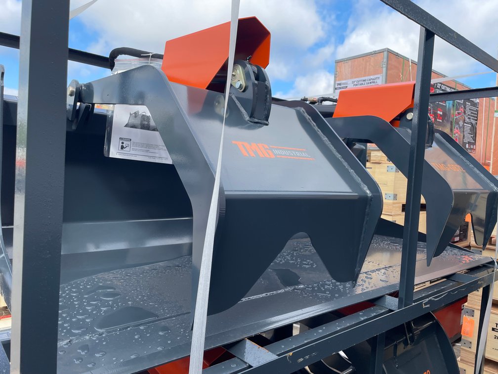 72" Skid Steer Grapple Bucket (O2)
