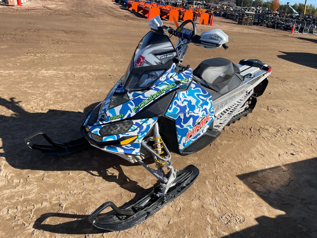 2008 Ski Doo Summit 800R Snowmobile
