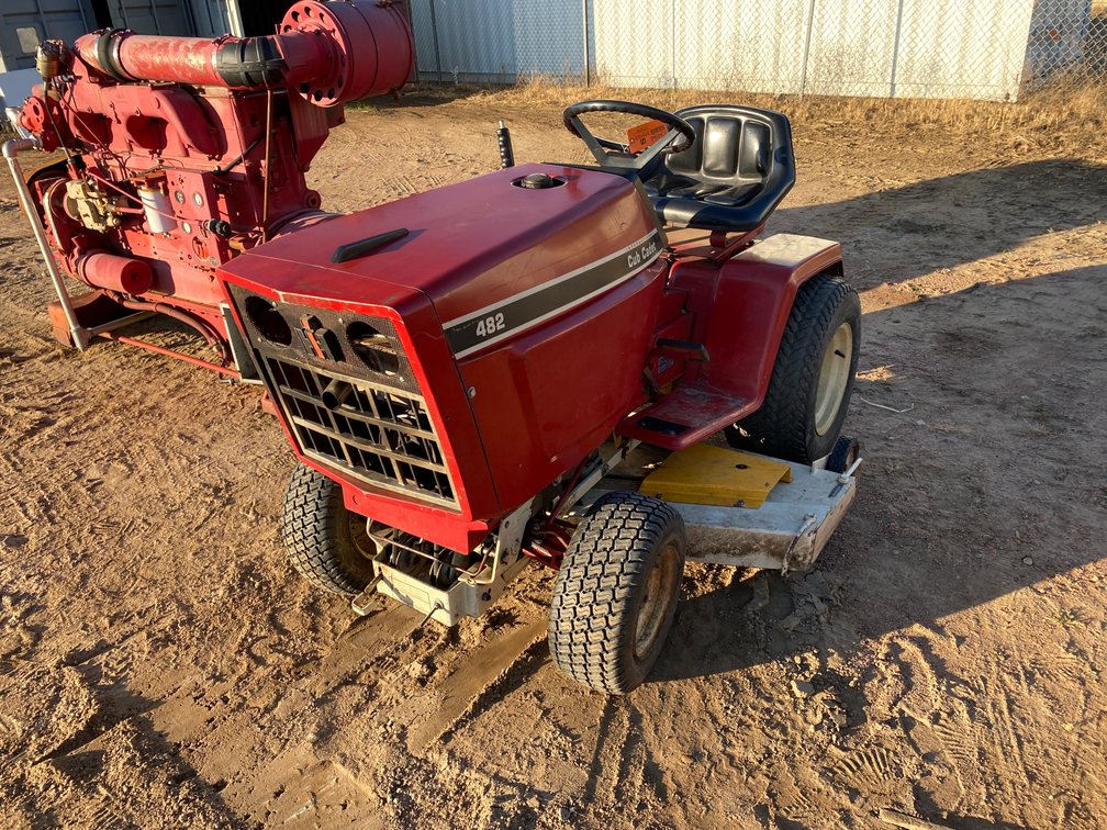 International Cub Cadet 482 Riding Lawn Mower