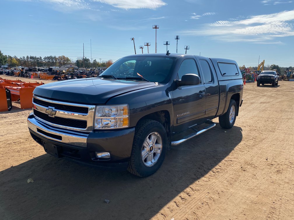 2011 Chevy Silverado 1500 LT Pickup Truck (Has WI Title)