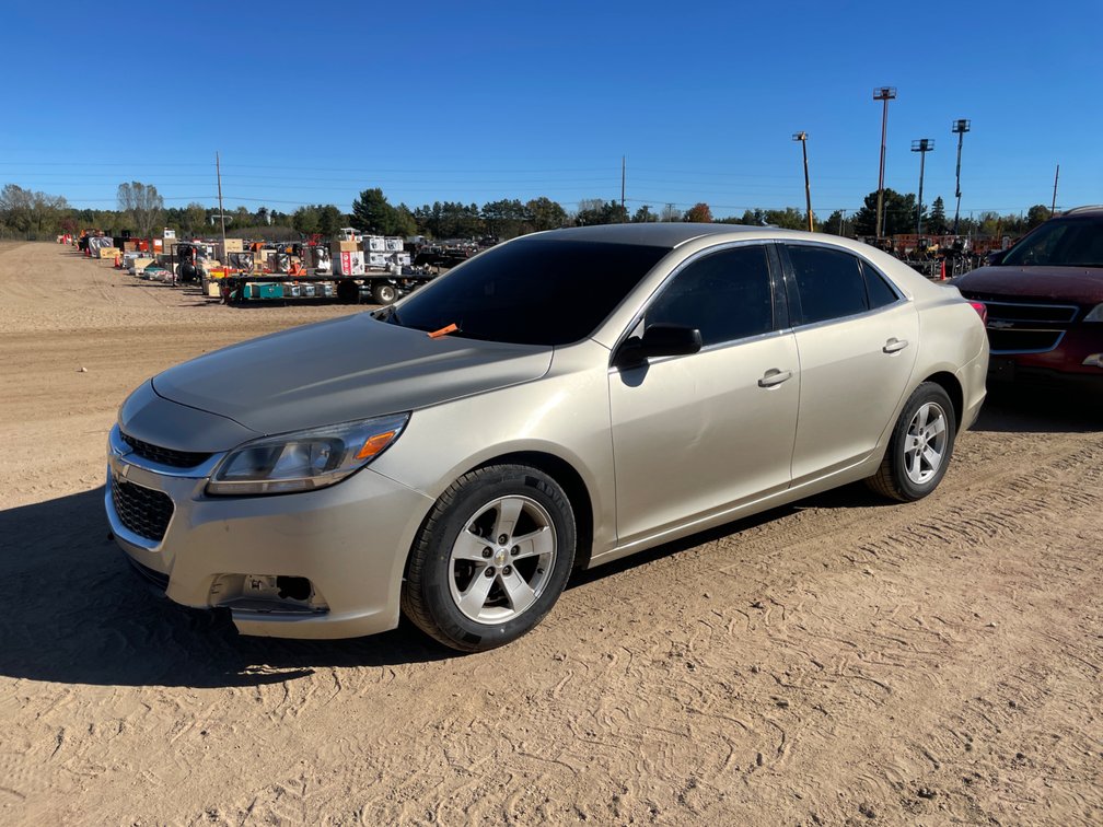 2016 Chevy Malibu LS (Has WI Title)