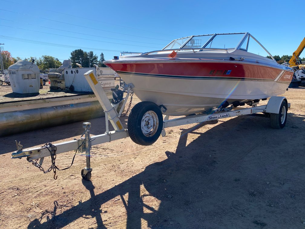 1986 Larson Citation DC-175 Ski Boat with Trailer (Has WI Title)