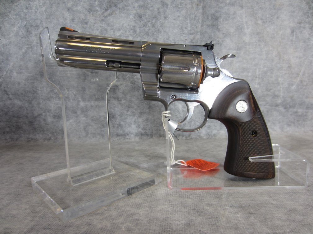 Colt Python, SP4WTS 357 Mag Revolver Pistol, SN: PY215442, (Neenah, WI)
