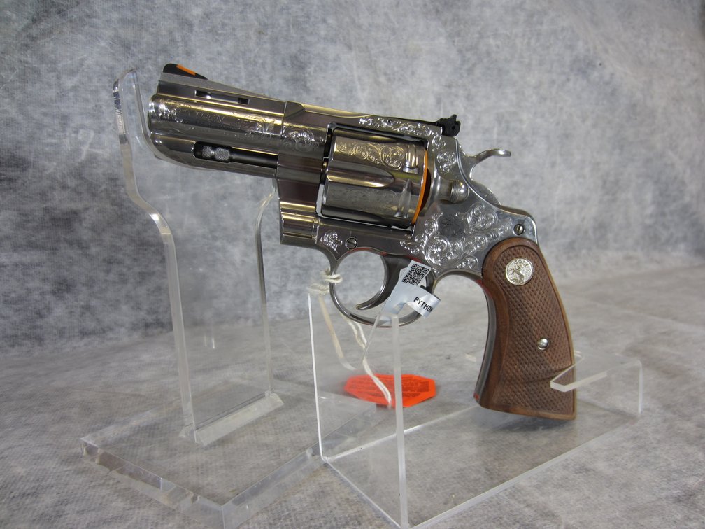 Colt Python, SP3WTS 357 Mag Revolver Pistol, SN: PY263824, (Neenah, WI)