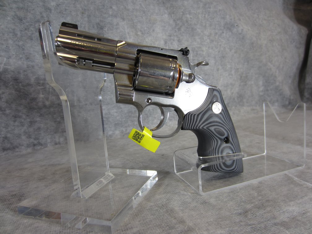 Colt  Python, SP3NS 357 Mag Revolver Pistol, SN: PY342660, (Neenah, WI)