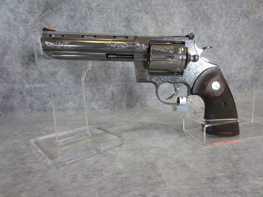 Colt Anaconda, SP6RTS 44 MAG Revolver Pistol, SN: AC204379, (Neenah, WI)