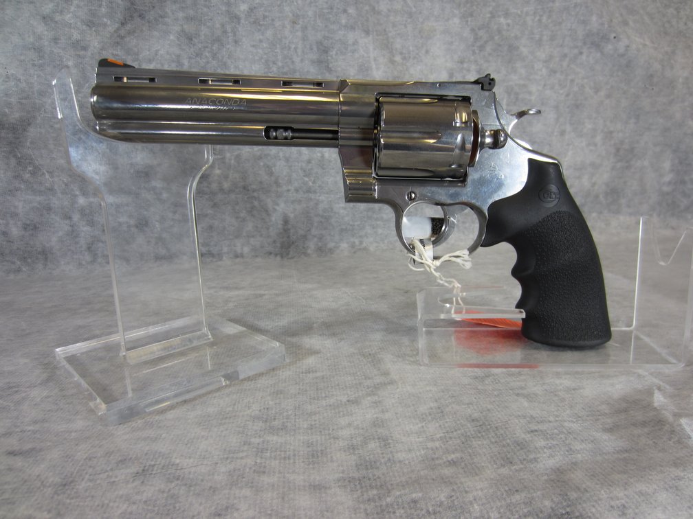 Colt Anaconda, SP6RTS 44 MAG Revolver Pistol, SN: AC207411, (Neenah, WI)