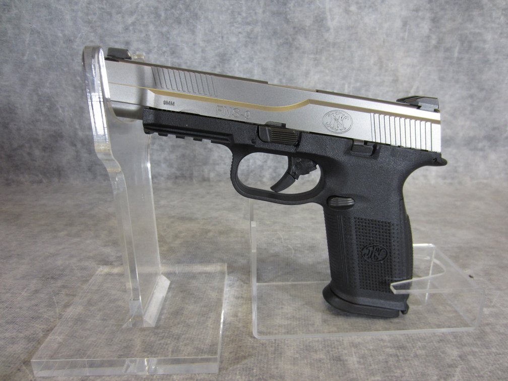 FNA USA FNS-9L, 9mm  Semi-Auto Pistol, SN: GKU0104697, (Neenah, WI)