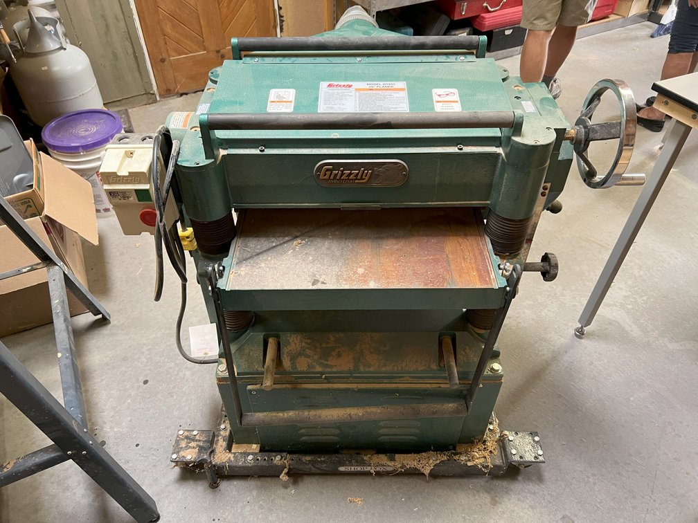 Grizzly Wood Planer (Offsite in Las Cruces)