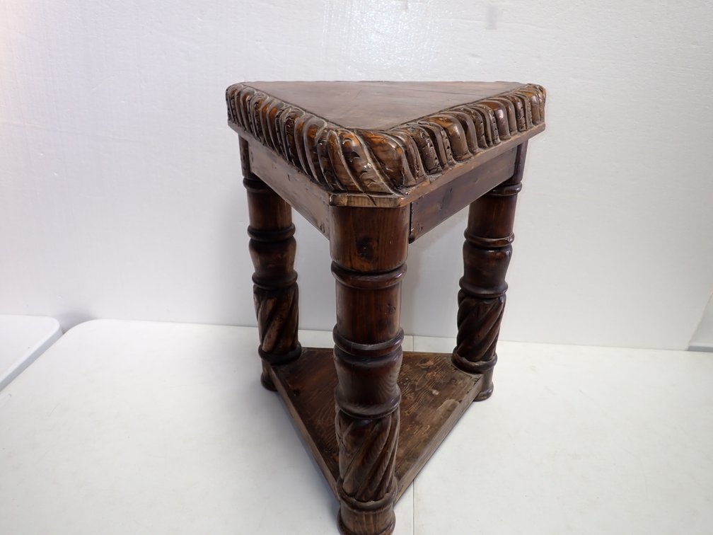 Spanish Style End Table(A)