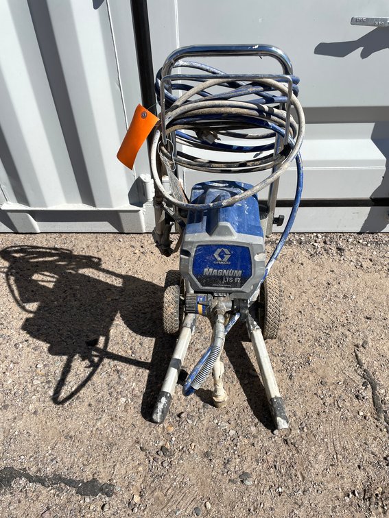 Graco Magnum Airless Sprayer (L)