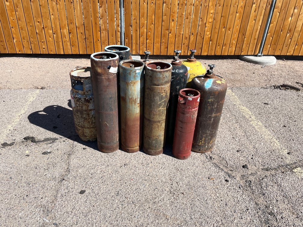 Acetylene Cylinders (O)