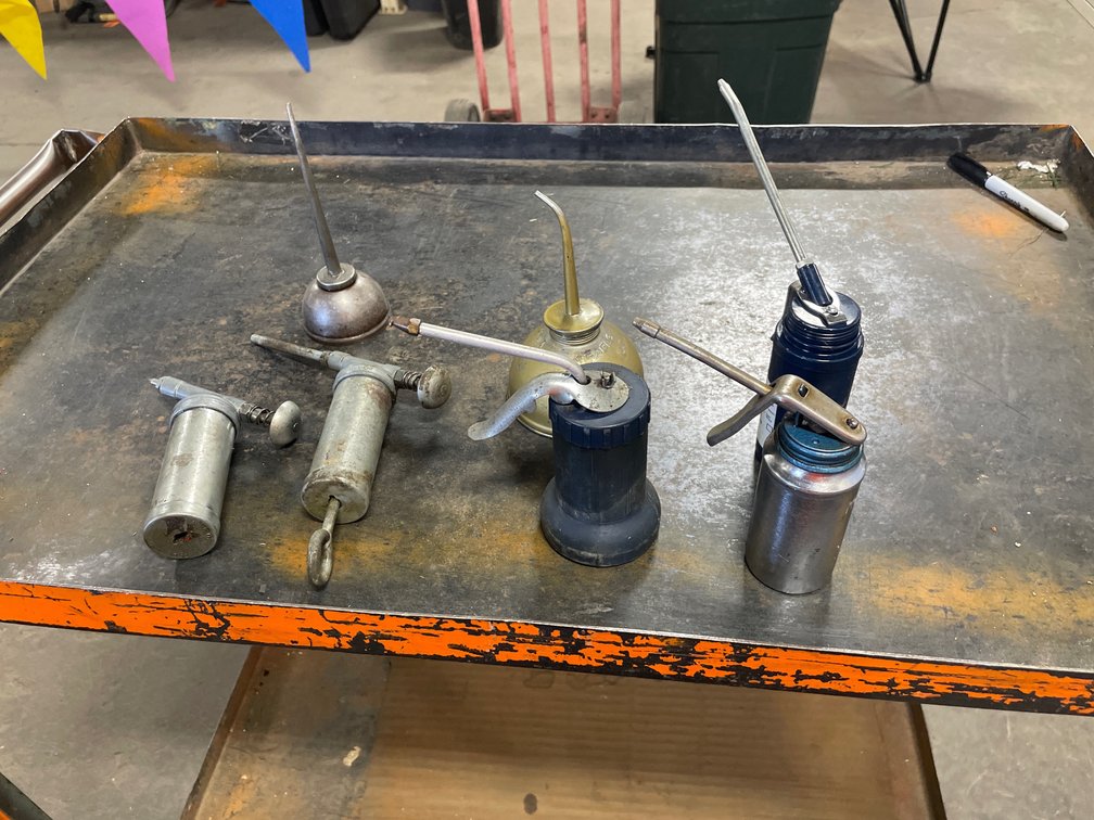 Oil Can Assortment (CW)