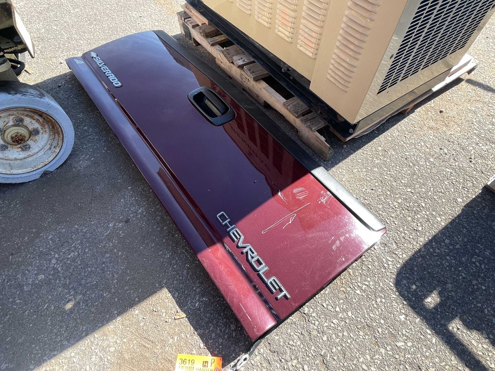 Chevy Tailgate (010)