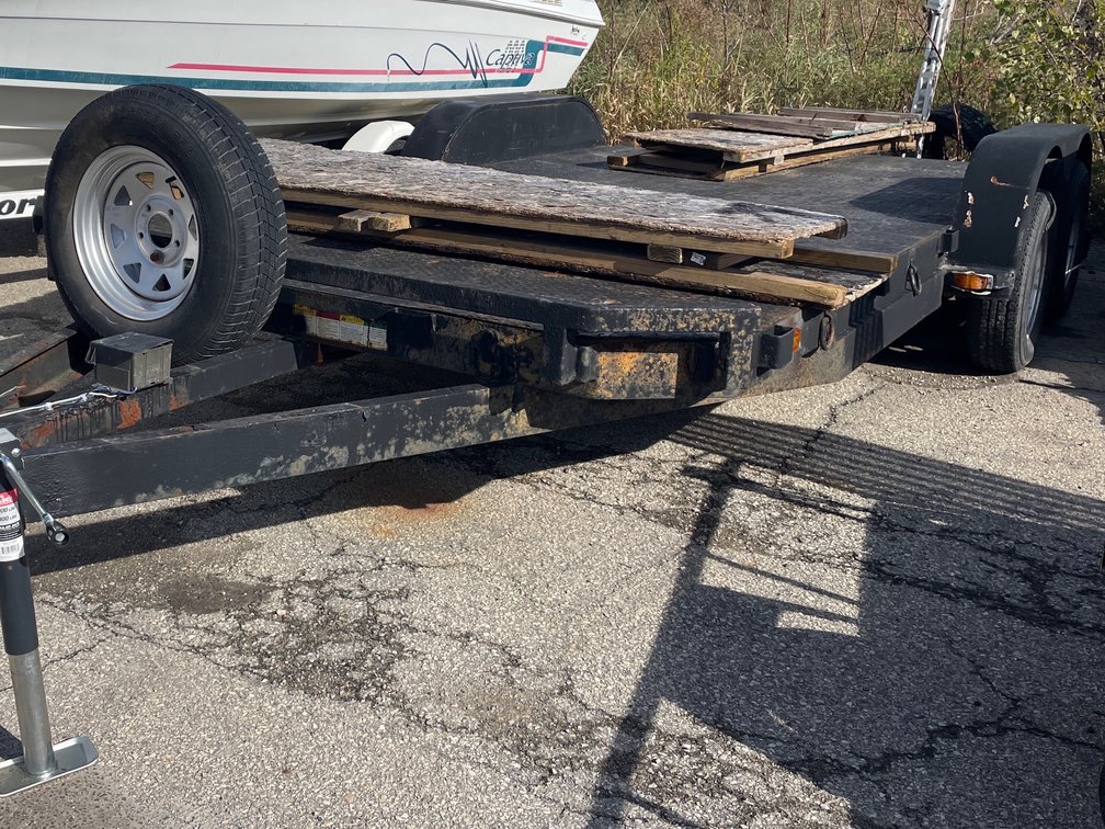 Parker Tandem Car Trailer (Title in Delay) (OF)