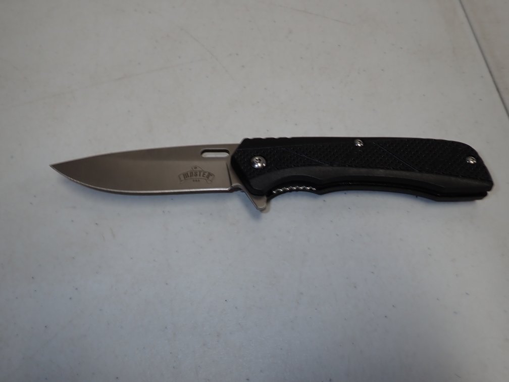 Master Fold Up Pocket Knife (A)