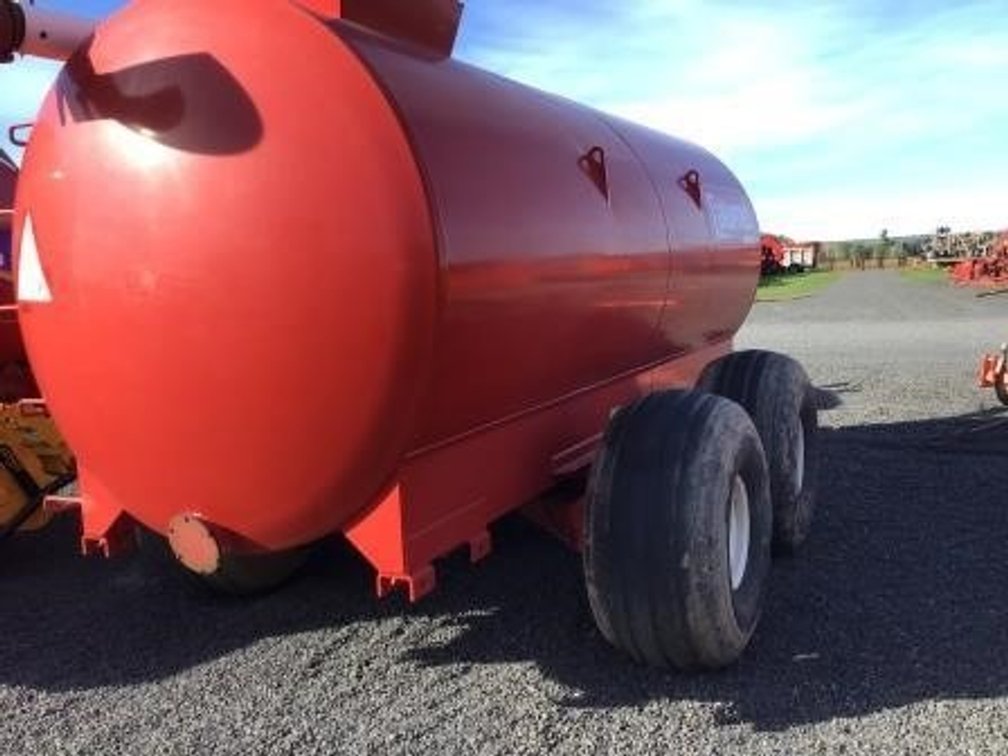 Calumet 3250 Liquid Manure Tank (Mason, WI)