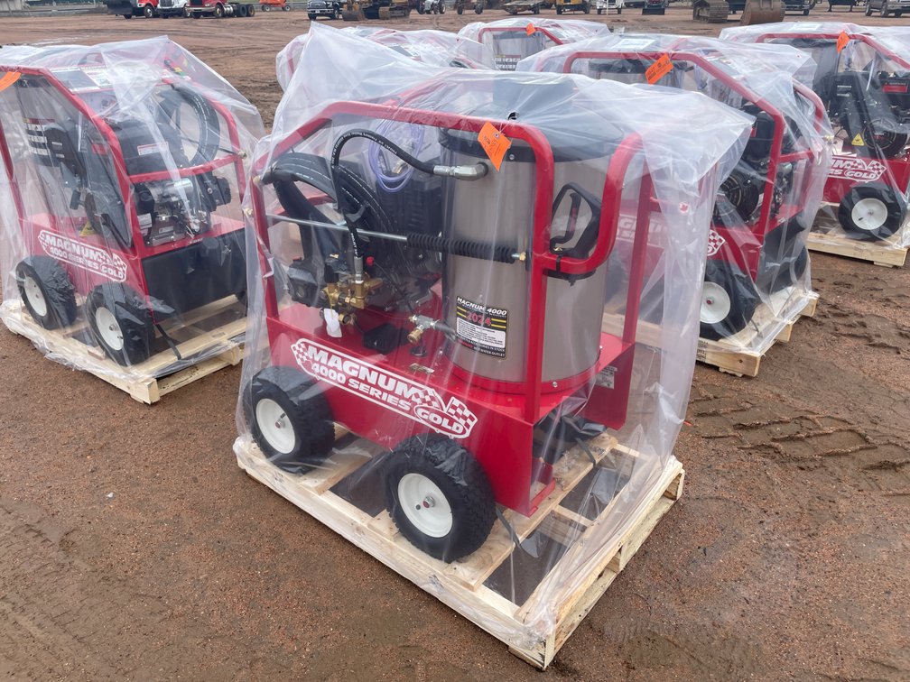 2024 Easy Kleen Magnum 4000 Gold Hot Water Pressure Washer (Mosinee, WI)