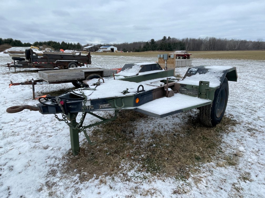 Single Axle Military Trailer (No Title)