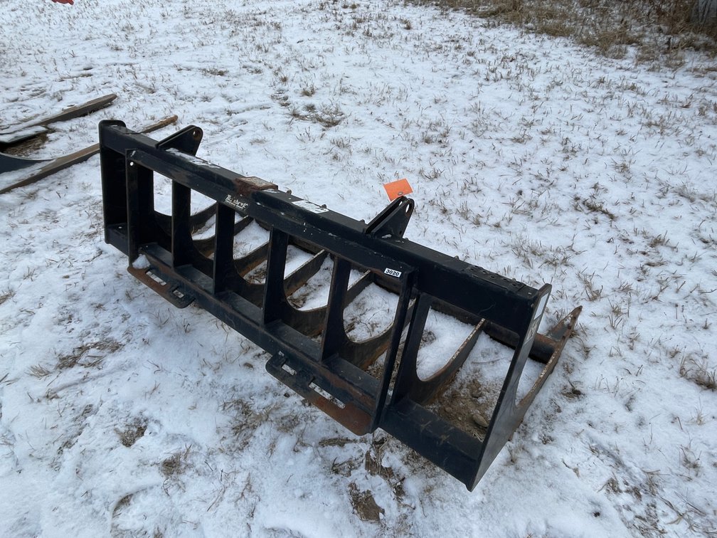 Tomahawk Universal Mount Skeleton Bucket