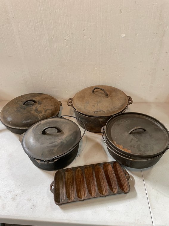 Cast Iron Pots (A)