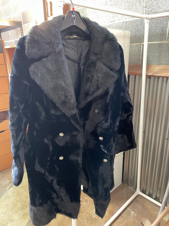 Temptierra Fur Coat, a Borg-fabric (A)