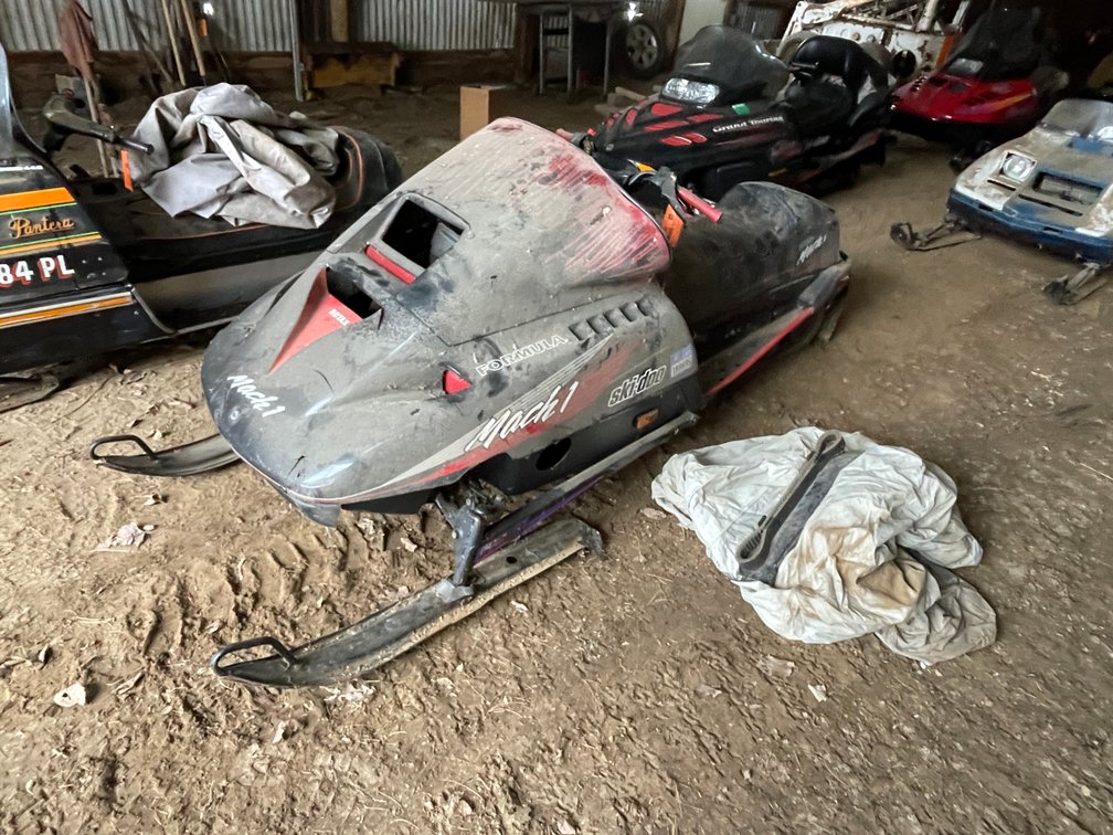 1990 Ski Doo Formula Mach 1 Parts Sled (No Registration Card)
