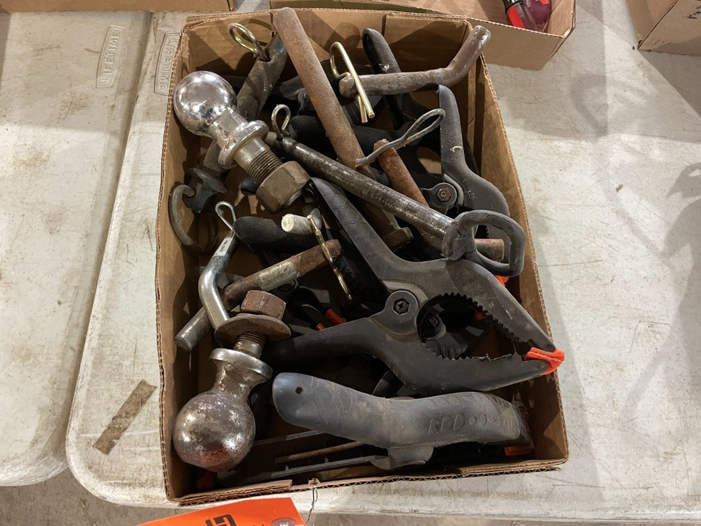 Plastic Clamps and Towing Supplies
