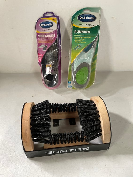 Mud Shoe Remover Brush and Sneaker Insoles Lot (A)