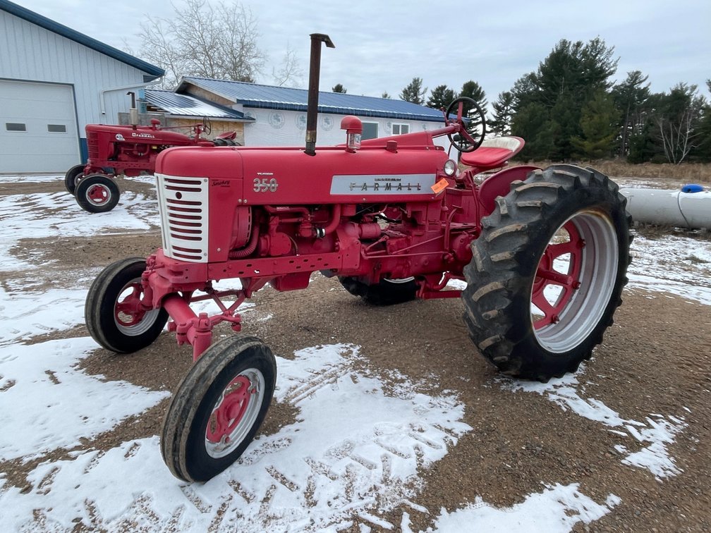 Farmall 350 Gas Tractor with Turbo Kit