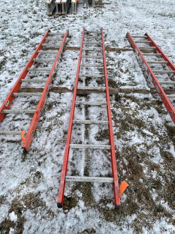 Werner 12' Fiberglass Ladder