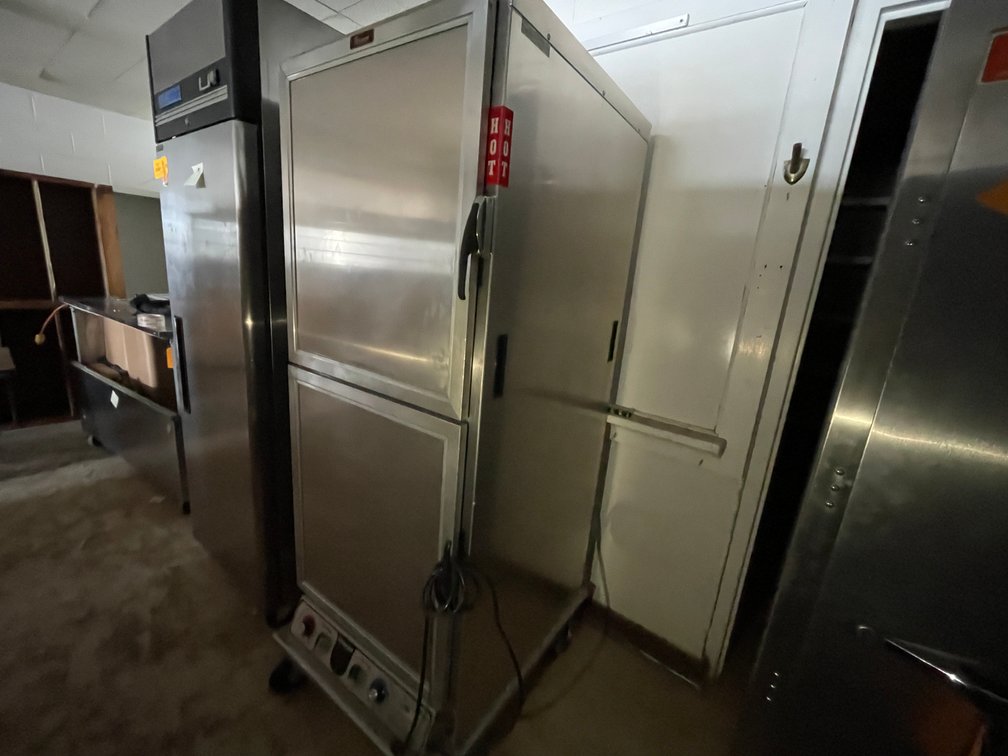 Lockwood Warming Unit with Racks, (A)