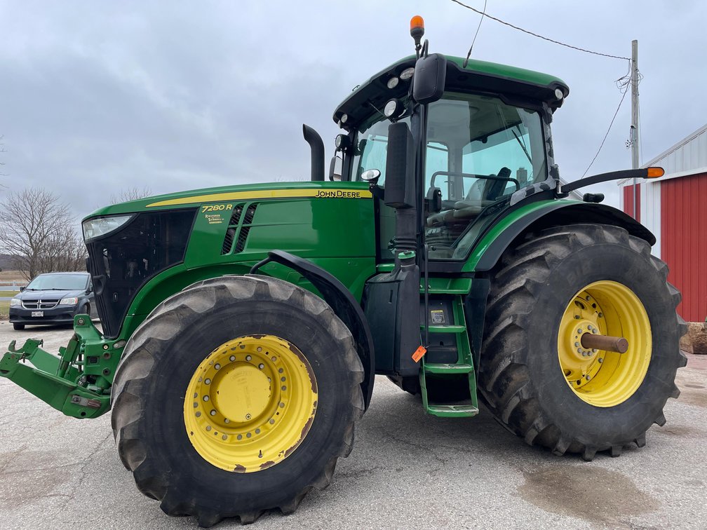 2013 John Deere 7280R Tractor (Campbellsport, WI)